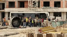 Рейд накрыл стройку в Петербурге. Девять нелегалов под выдворением